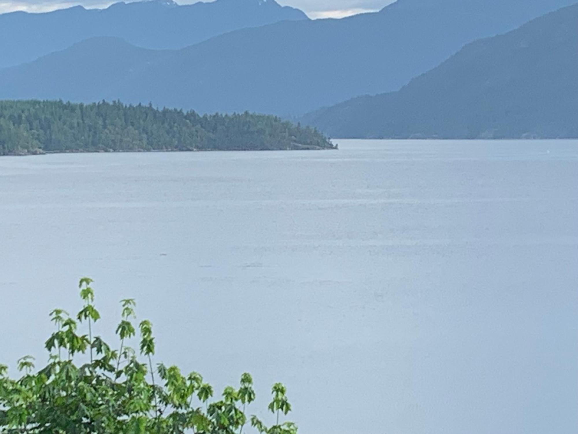 Shoreside Private Room Sechelt Exterior foto